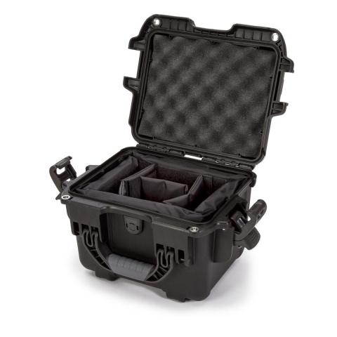 Nanuk 908 Case w/padded divider - Black