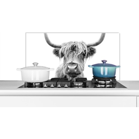 Spatscherm Keuken - Kookplaat Achterwand - Spatwand Fornuis - 80x40 cm - Schotse hooglander - Stier - Dieren - Zwart - Wit - Aluminium - Wanddecoratie - Muurbeschermer - Hittebestendig