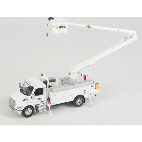 Peterbilt Model 536 met Altec AA55 werkplatvorm - Service Truck - 1:32 - Diecast Masters - Transport Series