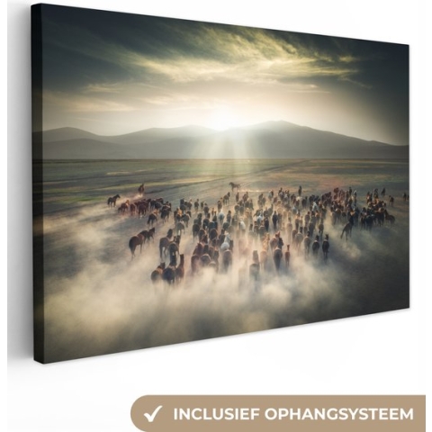 Canvas - Paarden - Natuur - Mist - Wilde dieren - Canvas schilderijen woonkamer - Kamerdecoratie - 120x80 cm - Foto op canvas - Canvasdoek - Muurdecoratie slaapkamer - Wanddecoratie
