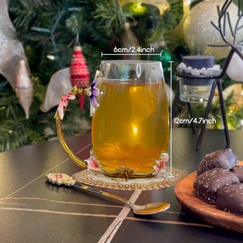 Cadeaus voor vrouwen, cadeaus voor mama, cadeaus voor vrouwen Kerstmis, moedercadeau, omacadeau, cadeaus voor vriendin, geëmailleerde glazen bloem theekop koffiemok met lepelset