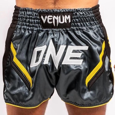 Venum ONE FC Impact Muay Thai Short Grijs Zwart Maat Venum Kickboks Muay Thai Shorts: XS - Kids 7/8 Jaar | Jeans maat 26