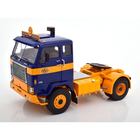 Volvo F88 - 1:18 - Modelcar Group