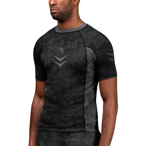 Hayabusa Arrow Ranked Short Sleeve Rashguard - Zwart - maat S