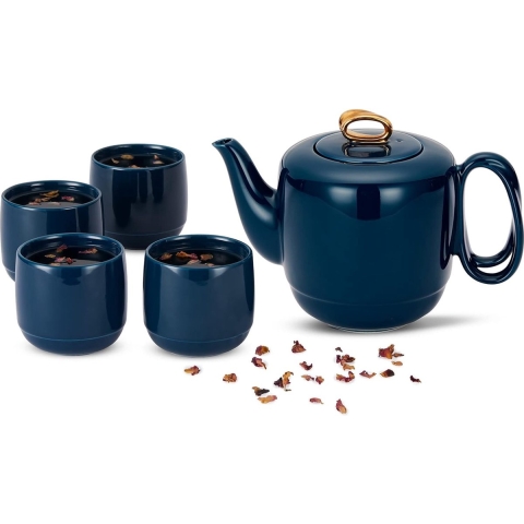 Theepot porseleinen set, gedraaid handvat, 4 kopjes theeservies met zeefinzet voor losse thee, 1000 ml luxe gouden afwerking, gladde marineblauwe keramische kan voor geschenken