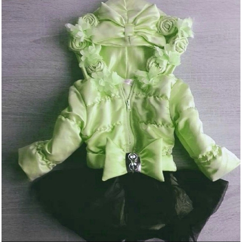 Maat 134 Zomerjas Fel Groen voor baby en kind Jas met tulle zwart en bloemetjes