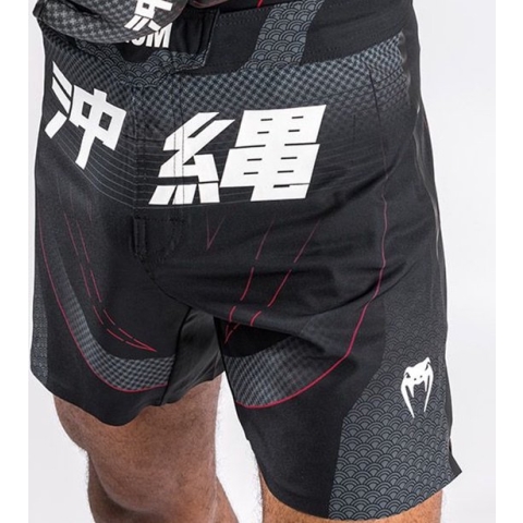Venum OKINAWA 3.0 Vechtsportbroek Fightshorts Zwart Rood XL - Jeans Maat 36