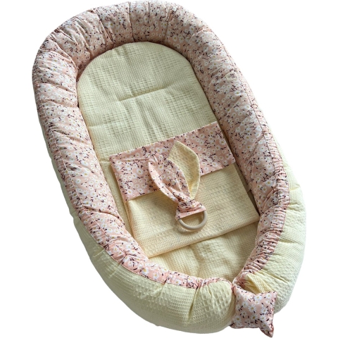 Babynest Eliz Baby Dubbelzijdig 4 Delig Salmon Daisy Flowers Pastel Yellow Waffle Babynestje Kraamcadeau
