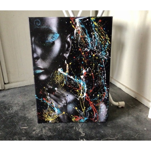 Afrikanse vrouw- Katoenen canvasdoek op houten frame- gemengde techniek print + acrylverf-70x50cm, klaar om op te hangen