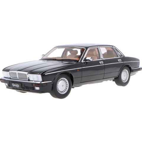 Jaguar Daimler XJ6 (XJ40) Almost Real 1:18 1986 810543