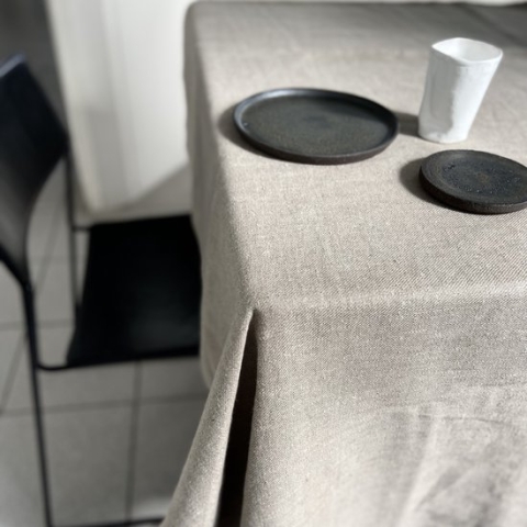 LINFIN - Linnen Tafellaken - Extra dik linnen - 145 x 250 cm - Taupe - Handgemaakt in Maastricht - 100% Linnen