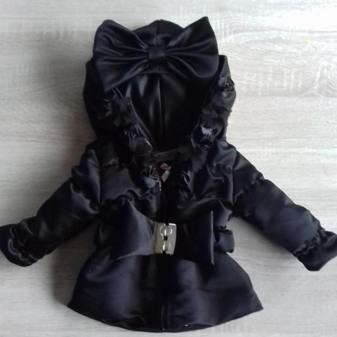 Maat 62 kinderjas Zomerjas tulle rok  zwart met riem en bloemen baby en kind jas met strik en tule