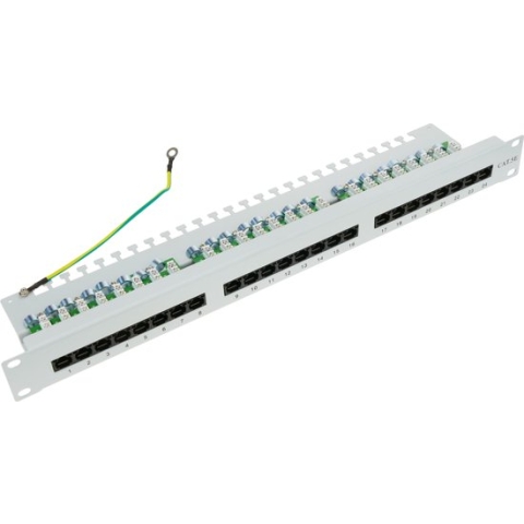 RackMatic - Patchpaneel 24 RJ45 Cat.5e UTP 1U wit met kam