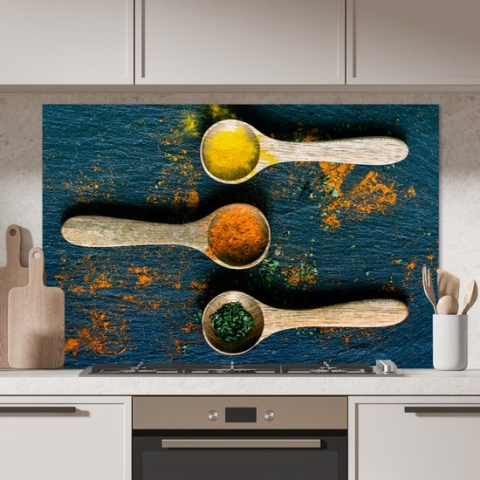 Spatscherm keuken 120x80 cm - Kookplaat achterwand Specerijen - Lepel - Kruiden - Bruin - Geel - Groen - Muurbeschermer hittebestendig - Spatwand fornuis - Hoogwaardig aluminium