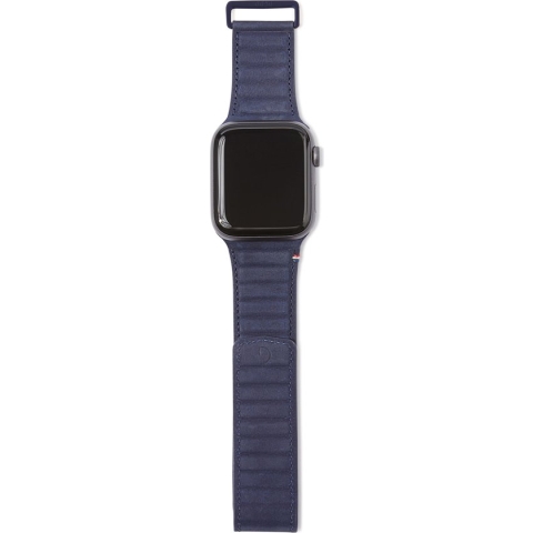 DECODED Traction Strap - Magnetische Horloge Band geschikt voor Apple Watch 6 / SE / 5 / 4 (44 mm) en Apple Watch 3 / 2 / 1 (42 mm)  - Navy