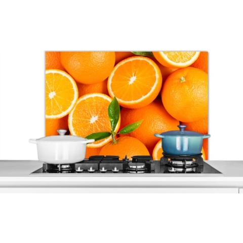 Spatscherm Keuken - Kookplaat Achterwand - Spatwand Fornuis - 90x60 cm - Fruit - Sinaasappel - Bladeren - Aluminium - Wanddecoratie - Muurbeschermer - Hittebestendig