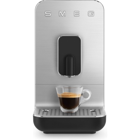 Smeg Espresso Mat Zwart BCC11BLMEU | Espressomachines | Keuken&Koken - Koffie&Ontbijt | 8017709334734