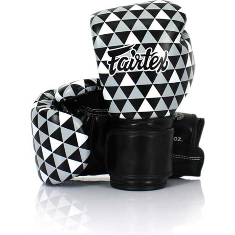 Fairtex Improved Fit Prism (Kick)bokshandschoenen - Zwart/Wit - 14 oz