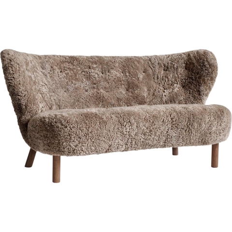 &tradition Little Petra Sofa VB2 Walnoot Sheepskin Sahara 17mm