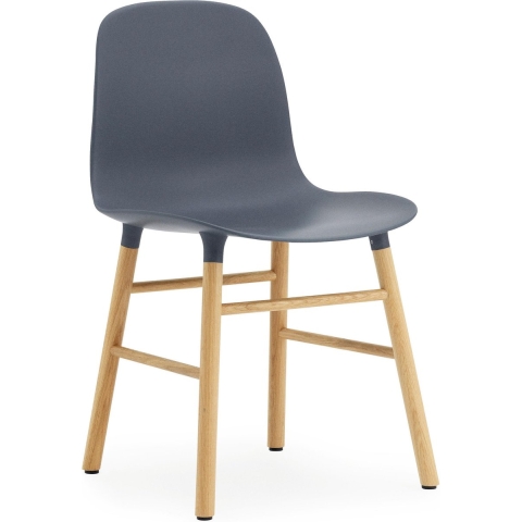 Normann Copenhagen Form Chair Stoel Met Eiken Onderstel Blauw