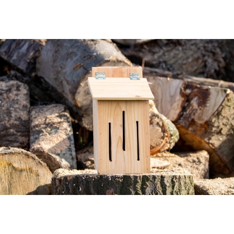 Insectenhotel de Nachtvlinder 20x20x45 cm - Boomstijl