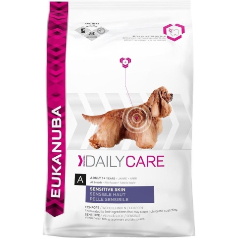 3x Eukanuba Dog Daily Care Adult Medium Gevoelige Huid 2,3 kg