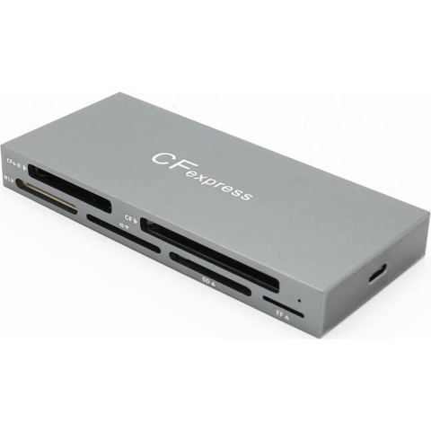 Rocketek 7 in 1 Cardreader met CF Express