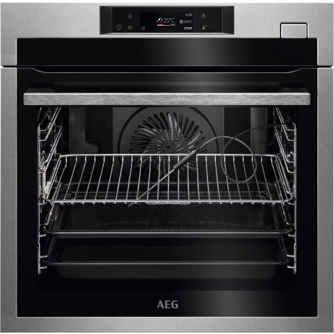 AEG AEG 7000 serie SteamCrisp Heteluchtoven met stoomondersteuning met pyrolysereiniging BSE77280M