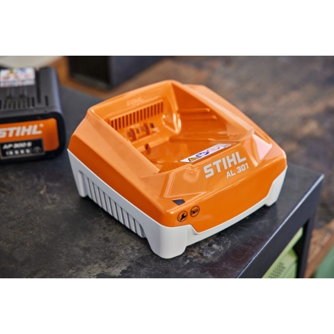 Stihl AL 301 Snellader - EA094305500