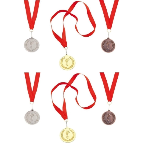 18x stuks medailles goud/zilver/brons aan rood lint -