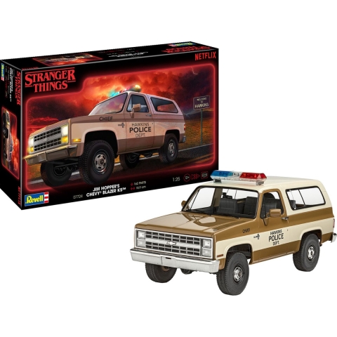 Revell 1/24 Stranger Things Jim Hopper's Chevy Blazer K5™ (07724)
