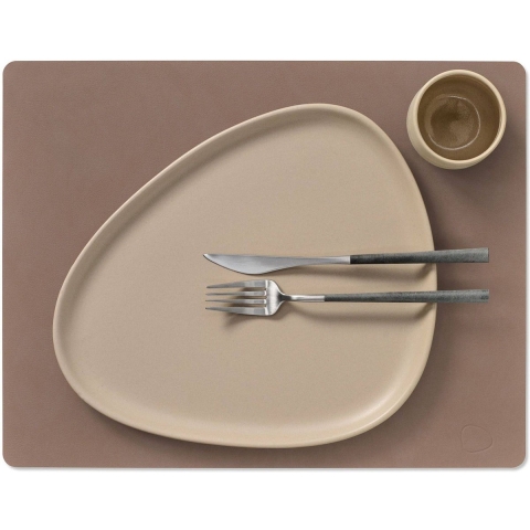 LIND DNA Placemat Nupo - Leer - Truffle - 45 x 35 cm