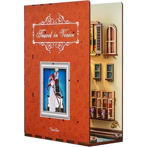 Tonecheer Travel in Venice Book nook
