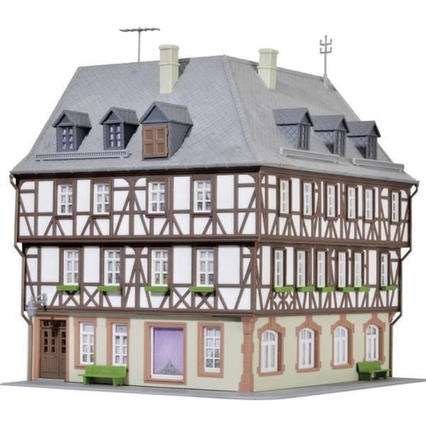 Kibri 38904 H0 Vakwerkhoekhuis Miltenberg