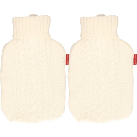 2x Gebreide kruiken gebroken wit 1,8 liter met kabelpatroon -