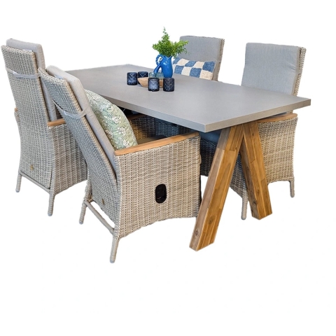 Janita Bloemendaal Diningset - Buitengewoon de boet