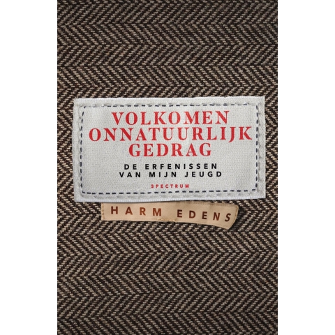 Volkomen onnatuurlijk gedrag (Hardback)