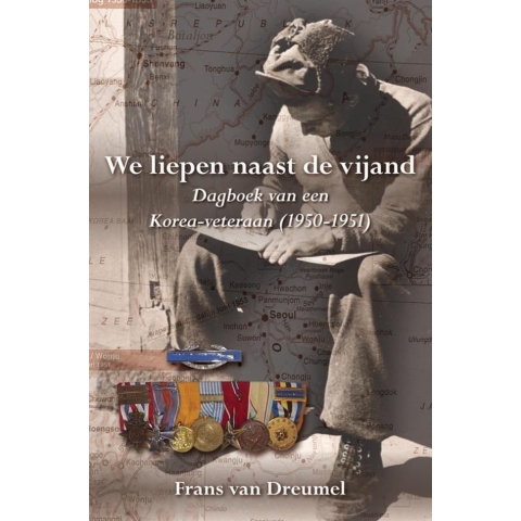 We liepen naast de vijand (Paperback)