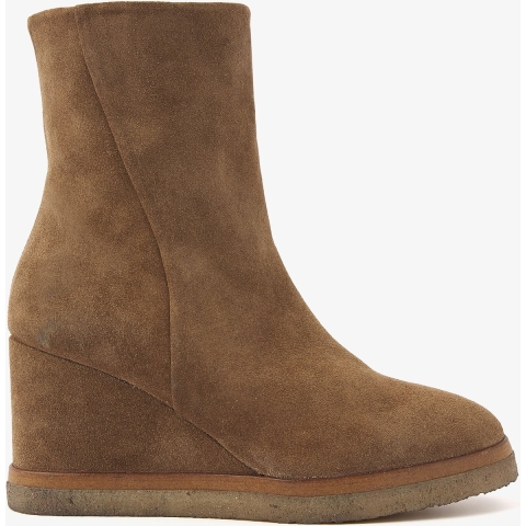 Via Vai 61019 Aura Enkellaarzen