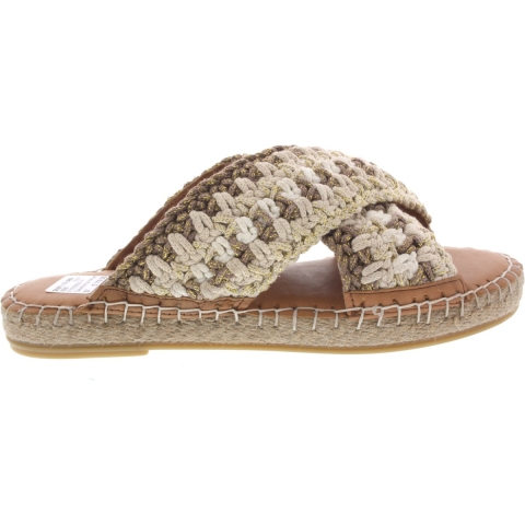 DWRS Label 212021-03 Slippers