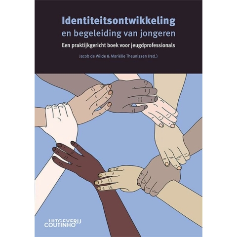 Identiteitsontwikkeling en begeleiding van jongeren (Paperback)