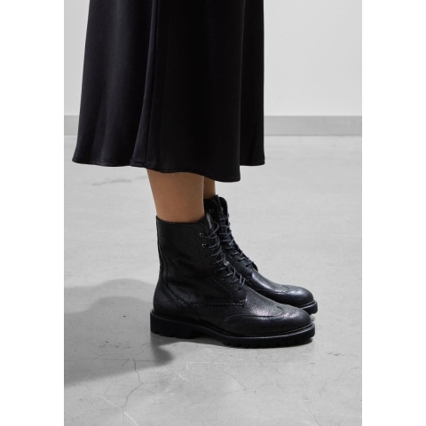 Floris van Bommel SFW-50050 Enkellaarzen