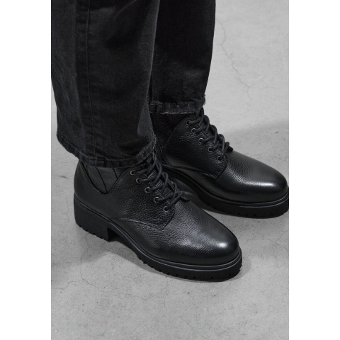 Piedi Nudi Fara 01.07 Enkellaarzen