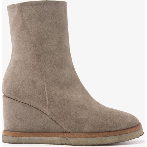 Via Vai 61019 Aura Enkellaarzen