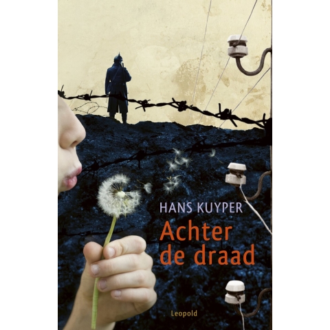 Achter de draad (Paperback)