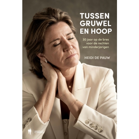 Tussen gruwel en hoop (Paperback)