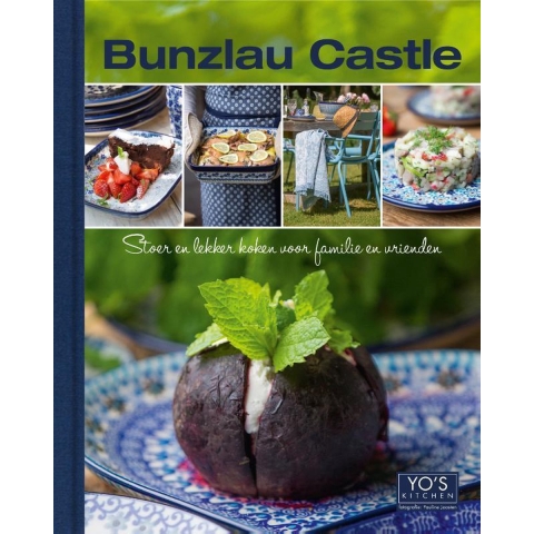 Bunzlau Castle (Hardback)