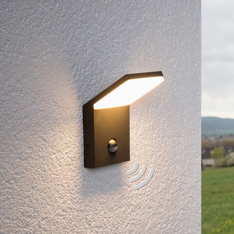 Lucande - Nevio Buiten Wandlamp w/Sensor Graphite