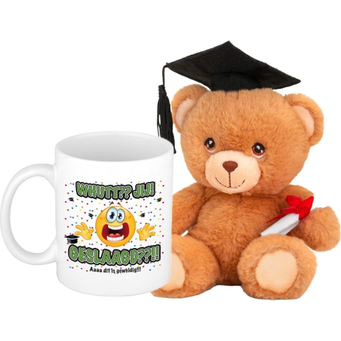 Geslaagd cadeau mok / beker met knuffelbeer - Whutt jij geslaagd - keramiek - Ca. 300ml -