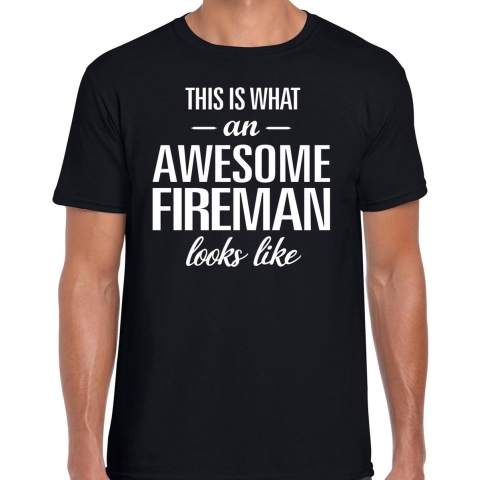 Awesome fireman / geweldige brandweerman cadeau t-shirt zwart voor heren S -